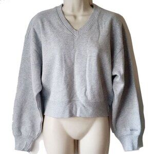 NWOT Aritzia Boyfriend Fit Sweatfleece Cozy Fleece V-Neck S Heather Gray